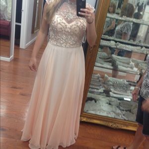 Prom/formal dress